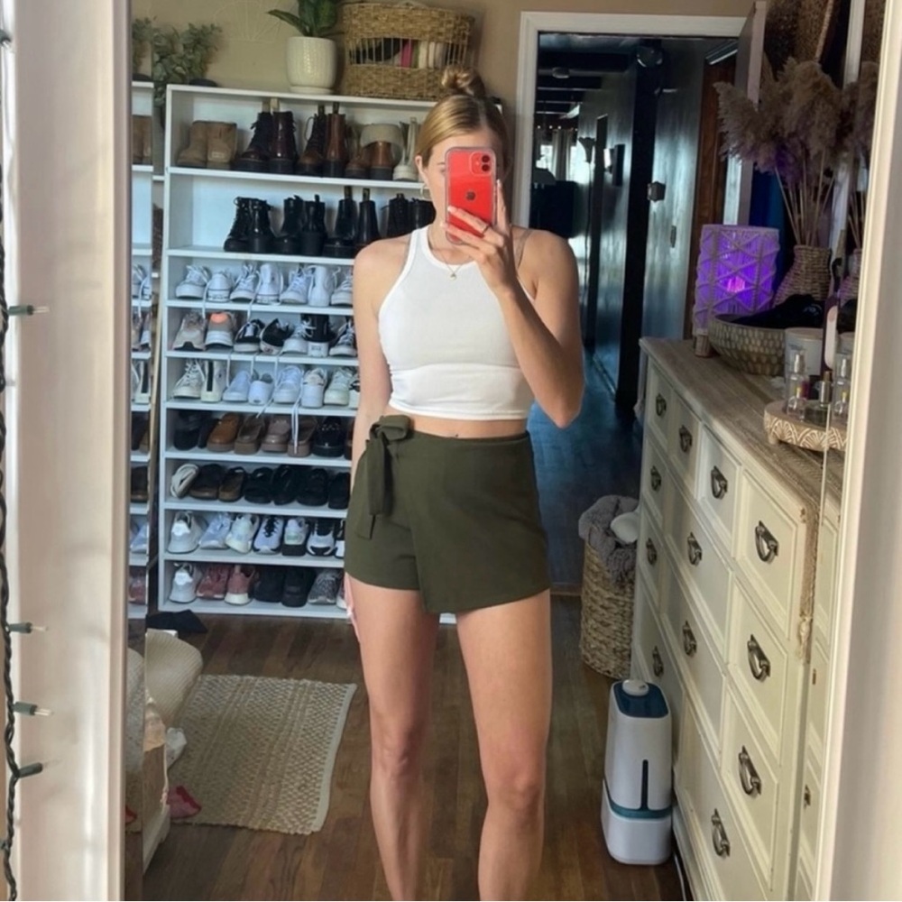 Iris army green skort